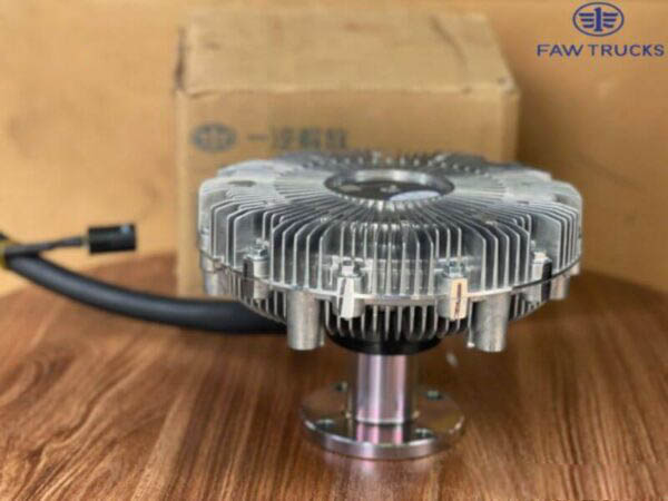 LY TÂM QUẠT XE ĐẦU KÉO FAW 460HP