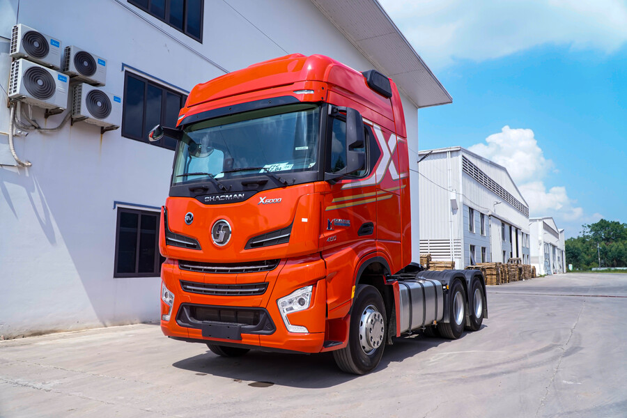 Xe đầu kéo Shacman X6000 Cummins 460HP cầu láp