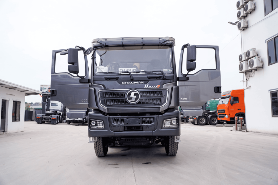 XE BEN SHACMAN H3000S 8X4 WEICHAI 400HP THÙNG U